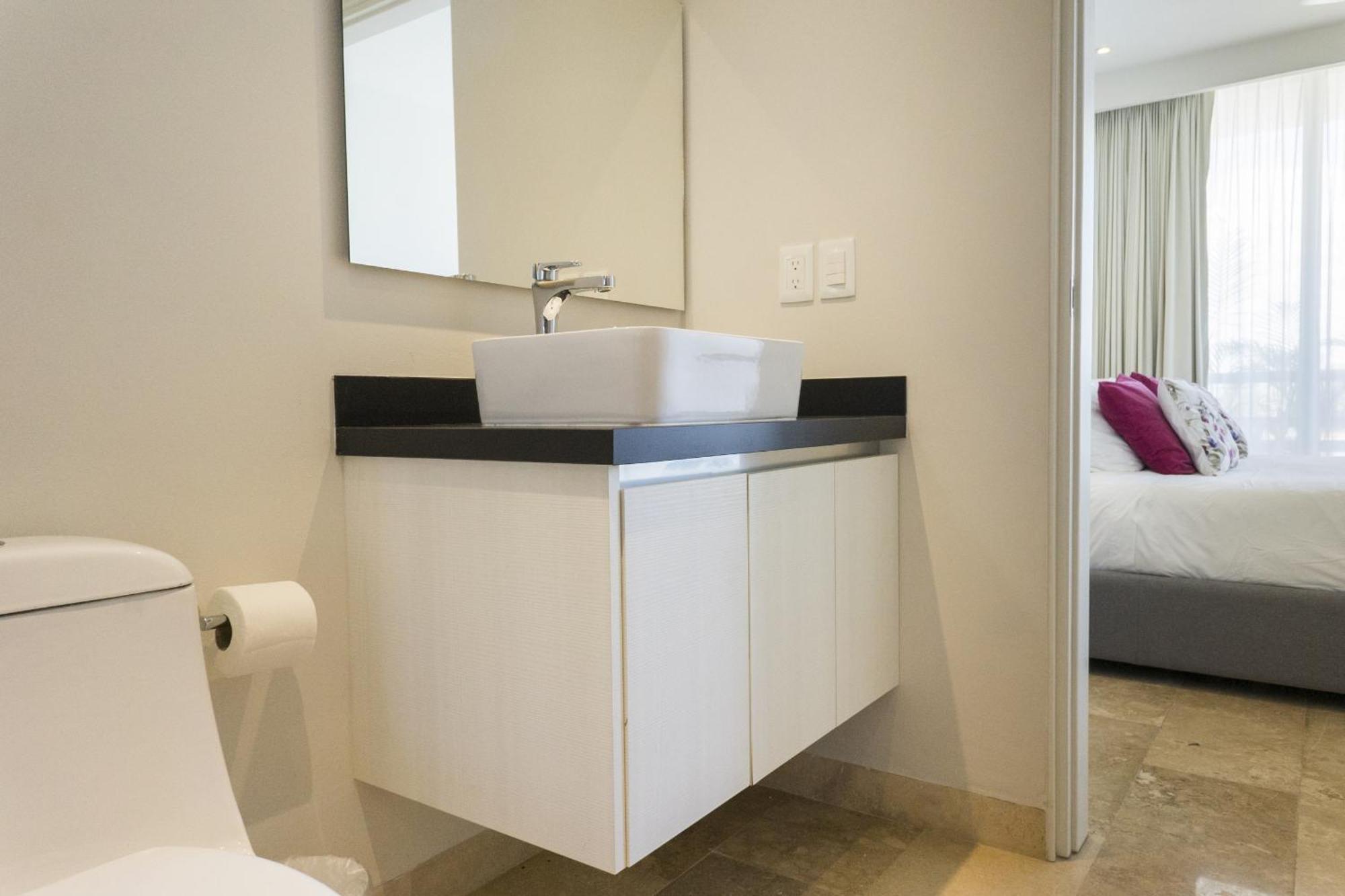 Tropic Playa Apartments بلايا ديل كارمن المظهر الخارجي الصورة